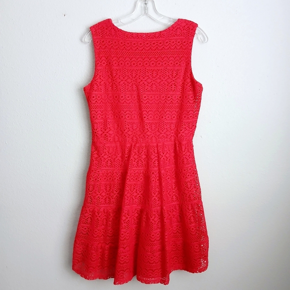 Emma & Michele Dress Women's Size Large  Red Eyelet Crochet VNeck Sleeveless - Picture 2 of 9